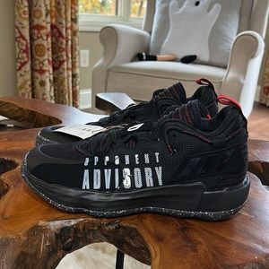 Dame 7 EXTPLY basketball shoes